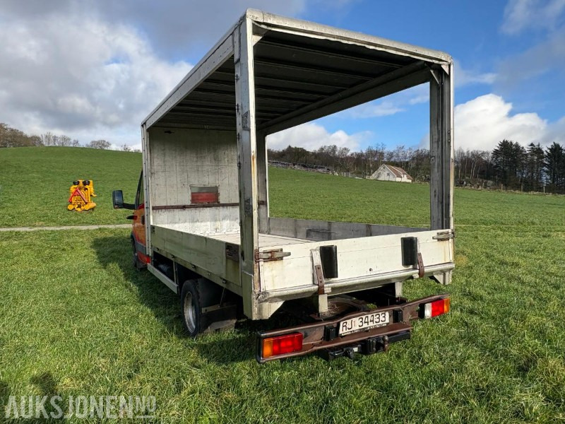 2004 Iveco Daily Med aluminiums plan og kapell ramme - Camion platformă: Foto 5 2004 Iveco Daily Med aluminiums plan og kapell ramme - Camion platformă: Foto 5