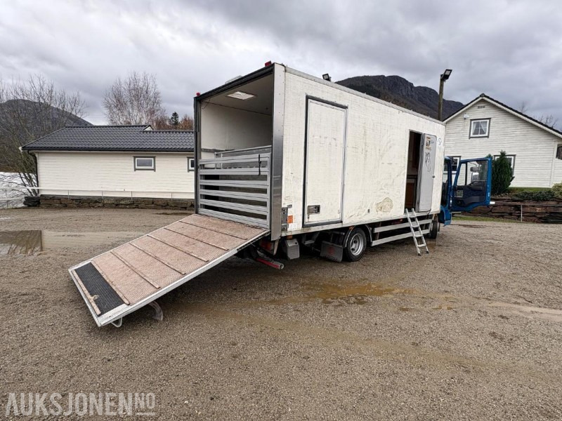 2004 Iveco Eurocargo hestebil - Camion transport animale: Foto 3 2004 Iveco Eurocargo hestebil - Camion transport animale: Foto 3