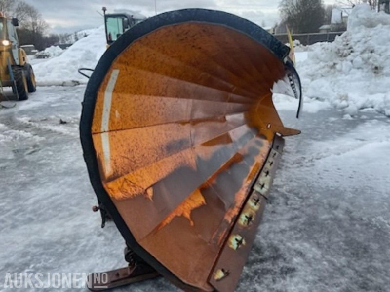 2004 Tellefsdal D-plow Snøplog 3000 m/ BM feste - Echipamente de constructii: Foto 2 2004 Tellefsdal D-plow Snøplog 3000 m/ BM feste - Echipamente de constructii: Foto 2