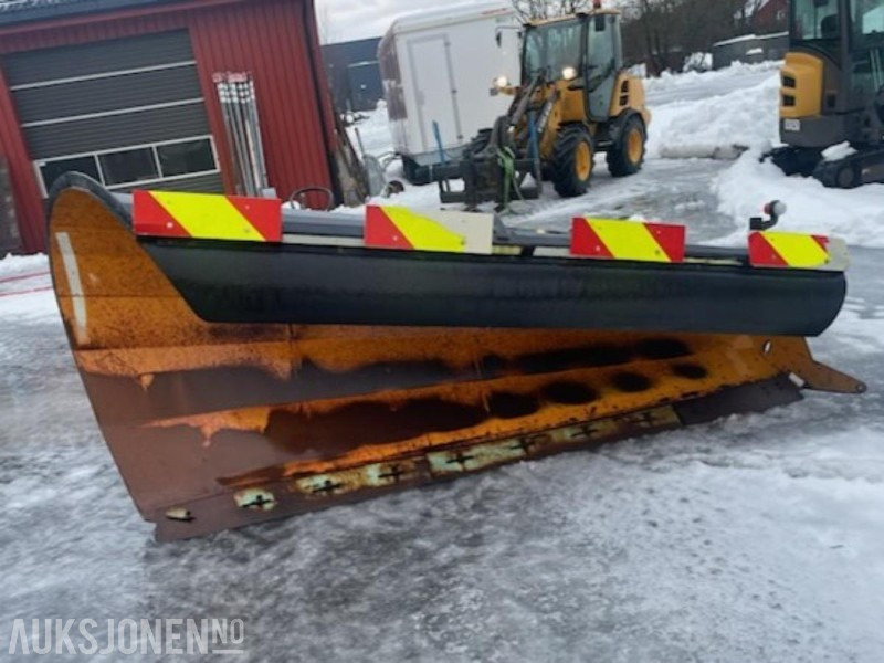 2004 Tellefsdal D-plow Snøplog 3000 m/ BM feste - Echipamente de constructii: Foto 1 2004 Tellefsdal D-plow Snøplog 3000 m/ BM feste - Echipamente de constructii: Foto 1