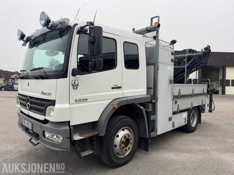 2005 Mercedes-Benz 1225AF/36AT linjebil med kran og masse utstyr - Camion cu macara: Foto 1 2005 Mercedes-Benz 1225AF/36AT linjebil med kran og masse utstyr - Camion cu macara: Foto 1