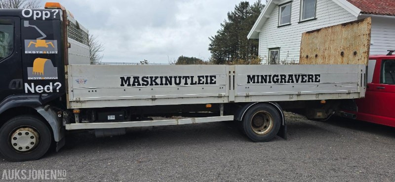 2006 Renault MIDLIUM lastebil med plan - Autospeciala de stins incendii: Foto 5 2006 Renault MIDLIUM lastebil med plan - Autospeciala de stins incendii: Foto 5