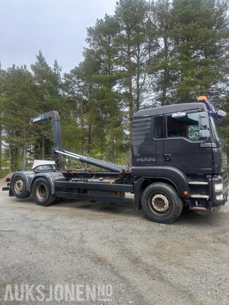2007 MAN TGA 26.440 6X2-2 BL - Camion cu cârlig: Foto 2 2007 MAN TGA 26.440 6X2-2 BL - Camion cu cârlig: Foto 2