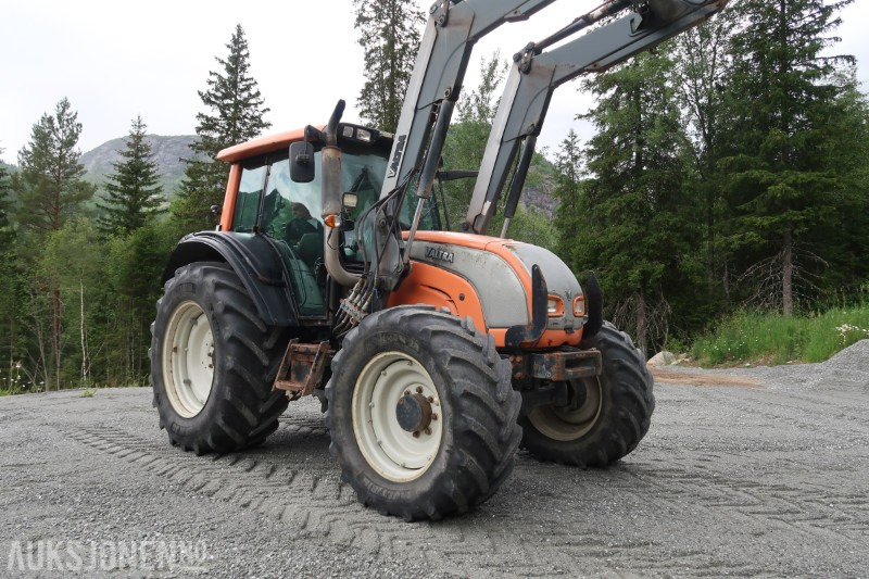 2008 Valtra N141 Twintrac traktor / 9121 timer - Tractor agricol: Foto 5 2008 Valtra N141 Twintrac traktor / 9121 timer - Tractor agricol: Foto 5