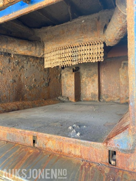 2008 Volvo FM300 4X2 VX 800 Beam Feiebil - Măturătoare stradală: Foto 4 2008 Volvo FM300 4X2 VX 800 Beam Feiebil - Măturătoare stradală: Foto 4