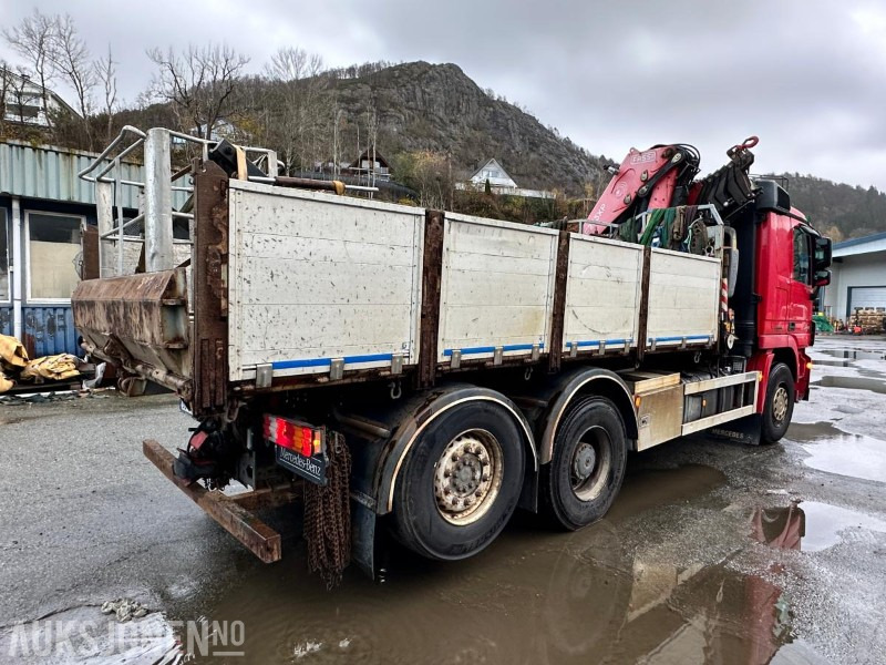 2009 Mercedes-Benz 2551L/42 6X2M Kranbil m/Fassi F235XP kran | Luft foran og bak | Krok og plan, 305520km - Camion cu macara: Foto 5 2009 Mercedes-Benz 2551L/42 6X2M Kranbil m/Fassi F235XP kran | Luft foran og bak | Krok og plan, 305520km - Camion cu macara: Foto 5
