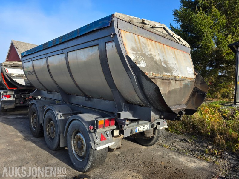 2009 Nor Slep PHV-24D asfalt henger 3 akslet - Remorcă basculantă: Foto 3 2009 Nor Slep PHV-24D asfalt henger 3 akslet - Remorcă basculantă: Foto 3