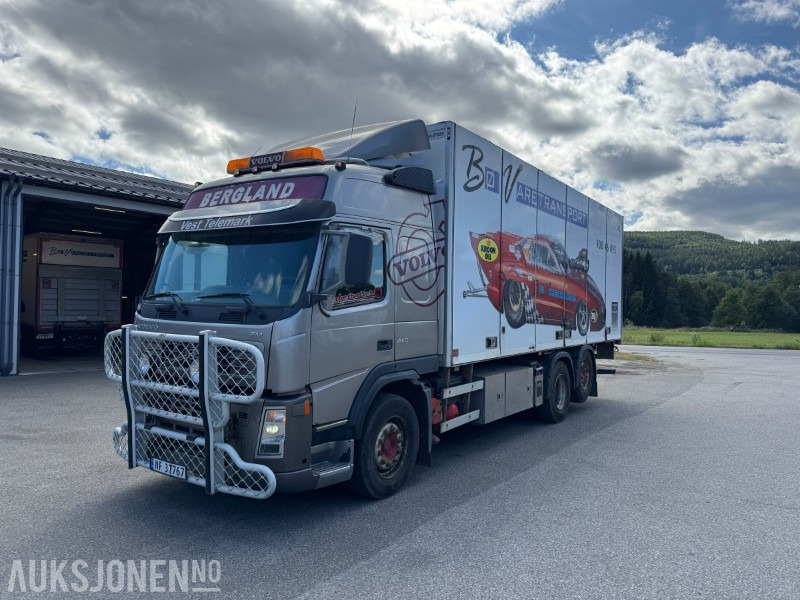 2009 Volvo FM440 - Skapbil - Lastebil med skap, full sideåpning, løftelem m/fjernkontroll - Camion furgon: Foto 1 2009 Volvo FM440 - Skapbil - Lastebil med skap, full sideåpning, løftelem m/fjernkontroll - Camion furgon: Foto 1