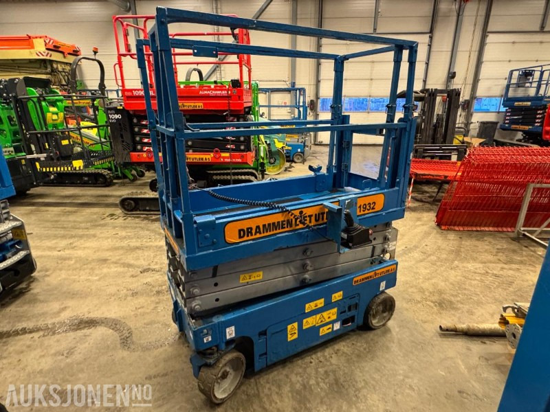 2010 Genie GS1932 sakselift / 8 meter - Autopropulsată platformă: Foto 5 2010 Genie GS1932 sakselift / 8 meter - Autopropulsată platformă: Foto 5