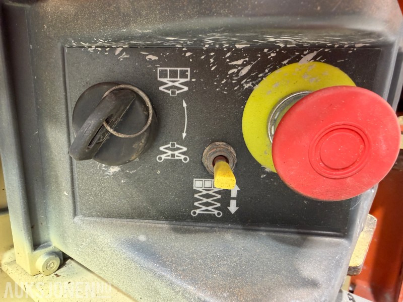 Autopropulsată platformă 2011 JLG 1230ES Elektrisk mastelift med 5,6 m arbeidshøyde: Foto 8