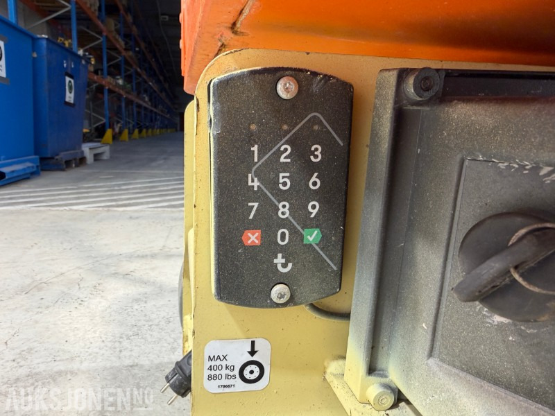 Autopropulsată platformă 2011 JLG 1230ES Elektrisk mastelift med 5,6 m arbeidshøyde: Foto 9