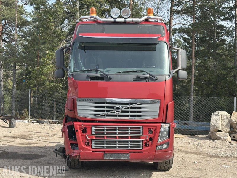 2011 Volvo FH16 - Tømmerbil med FTG V-kran - rep.objekt - Camion forestier: Foto 4 2011 Volvo FH16 - Tømmerbil med FTG V-kran - rep.objekt - Camion forestier: Foto 4