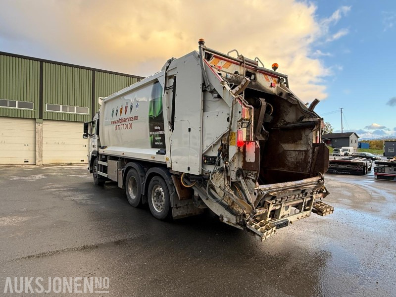 2011 Volvo FM330 6X2 Komprimatorbil 22M3 - Strøere - Baklaster - 353908KM - Autogunoiere: Foto 3 2011 Volvo FM330 6X2 Komprimatorbil 22M3 - Strøere - Baklaster - 353908KM - Autogunoiere: Foto 3
