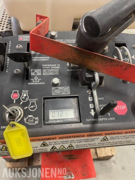 2012 Husqvarna FS524 selvgående gulvsag - Echipamente de constructii: Foto 5 2012 Husqvarna FS524 selvgående gulvsag - Echipamente de constructii: Foto 5