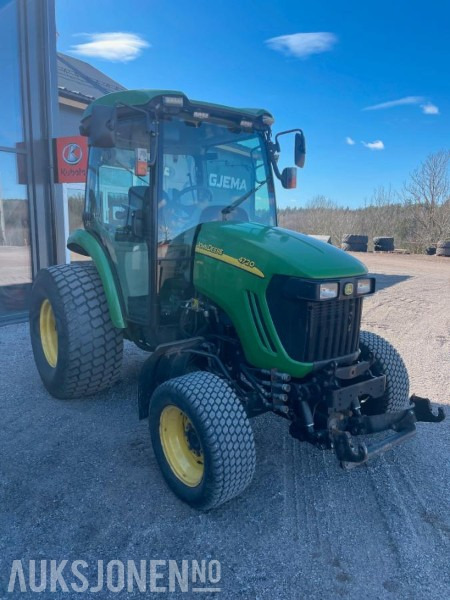2012 John Deere 4720 traktor / 3.892 timer / Bakrutepusser / - Tractor agricol: Foto 3 2012 John Deere 4720 traktor / 3.892 timer / Bakrutepusser / - Tractor agricol: Foto 3