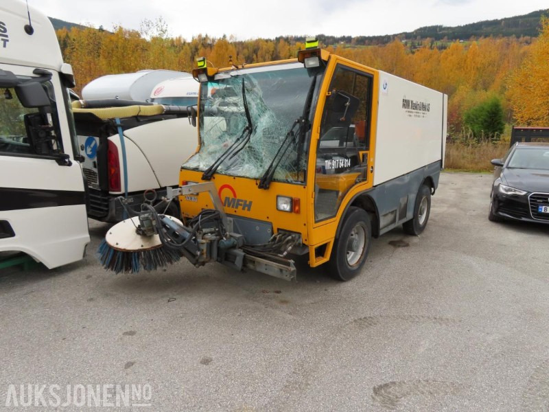 2012 MFH Aebi 5000 Feiebil - Echipamente de constructii: Foto 1 2012 MFH Aebi 5000 Feiebil - Echipamente de constructii: Foto 1