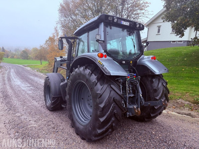 2013 Valtra N143 Direct med fronthydraulikk og kraftuttak(PTO) - Nylig EU godkjent - Tractor agricol: Foto 4 2013 Valtra N143 Direct med fronthydraulikk og kraftuttak(PTO) - Nylig EU godkjent - Tractor agricol: Foto 4