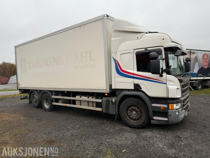 2014 Scania P370 SKAPBIL M/FULL SIDEÅPNING 18 PALLER TRUCKFESTE SERVICEHISTORIKK. - Camion furgon: Foto 2 2014 Scania P370 SKAPBIL M/FULL SIDEÅPNING 18 PALLER TRUCKFESTE SERVICEHISTORIKK. - Camion furgon: Foto 2