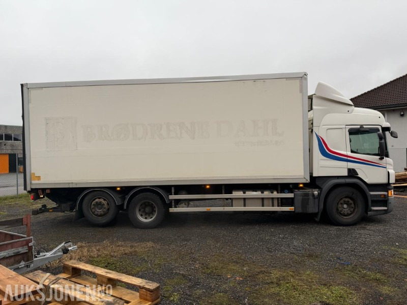 2014 Scania P370 SKAPBIL M/FULL SIDEÅPNING 18 PALLER TRUCKFESTE SERVICEHISTORIKK. - Camion furgon: Foto 4 2014 Scania P370 SKAPBIL M/FULL SIDEÅPNING 18 PALLER TRUCKFESTE SERVICEHISTORIKK. - Camion furgon: Foto 4