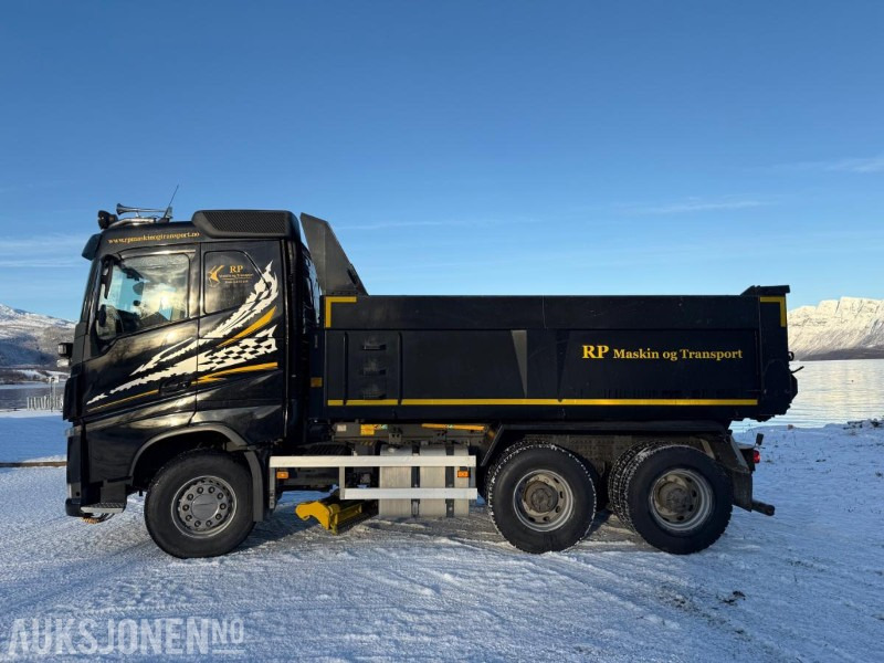 2015 Volvo FH16 6X4 540 Tippbil - Brøyterigget - Skjær - 403000KM - Camion basculantă: Foto 1 2015 Volvo FH16 6X4 540 Tippbil - Brøyterigget - Skjær - 403000KM - Camion basculantă: Foto 1