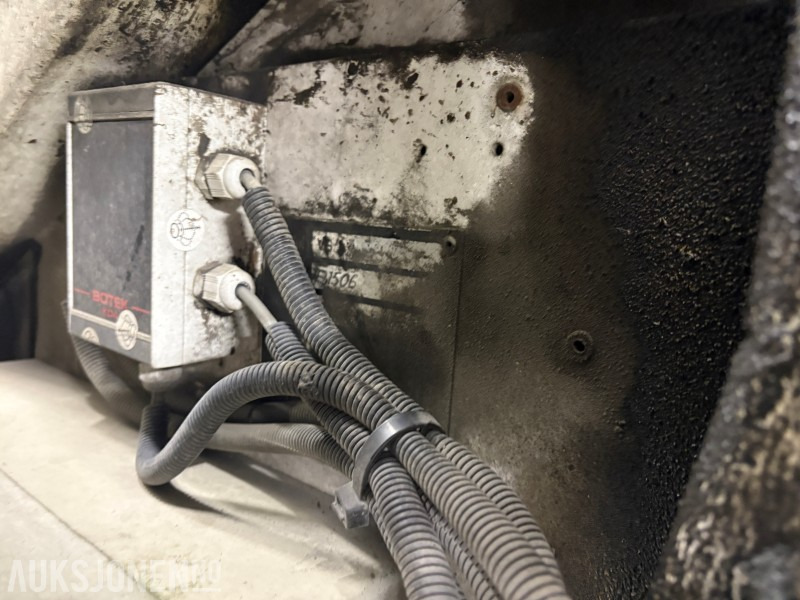 2015 Volvo FMX 420 EURO 6T komprimatorbil med 2 kammer og sidelaster - Autogunoiere: Foto 5 2015 Volvo FMX 420 EURO 6T komprimatorbil med 2 kammer og sidelaster - Autogunoiere: Foto 5