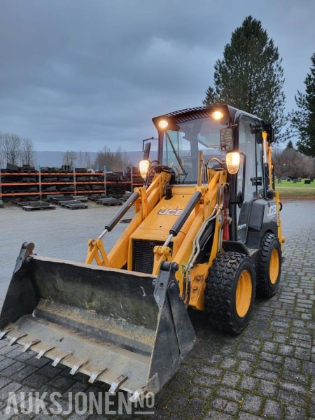 2016 JCB 1CX - Traktorgraver med graveskuff og frontlaster - Buldoexcavator: Foto 1 2016 JCB 1CX - Traktorgraver med graveskuff og frontlaster - Buldoexcavator: Foto 1