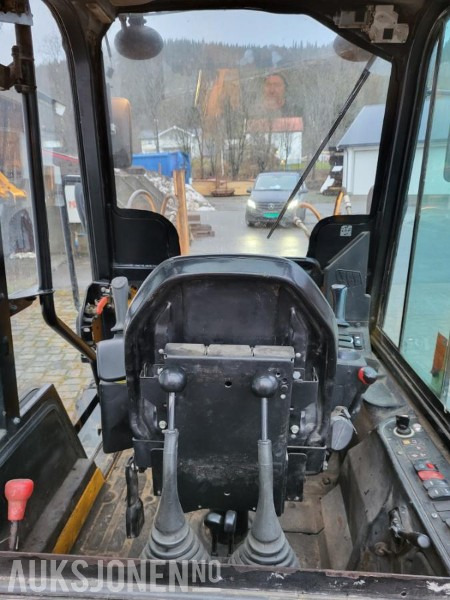 Buldoexcavator 2016 JCB 1CX - Traktorgraver med graveskuff og frontlaster: Foto 9