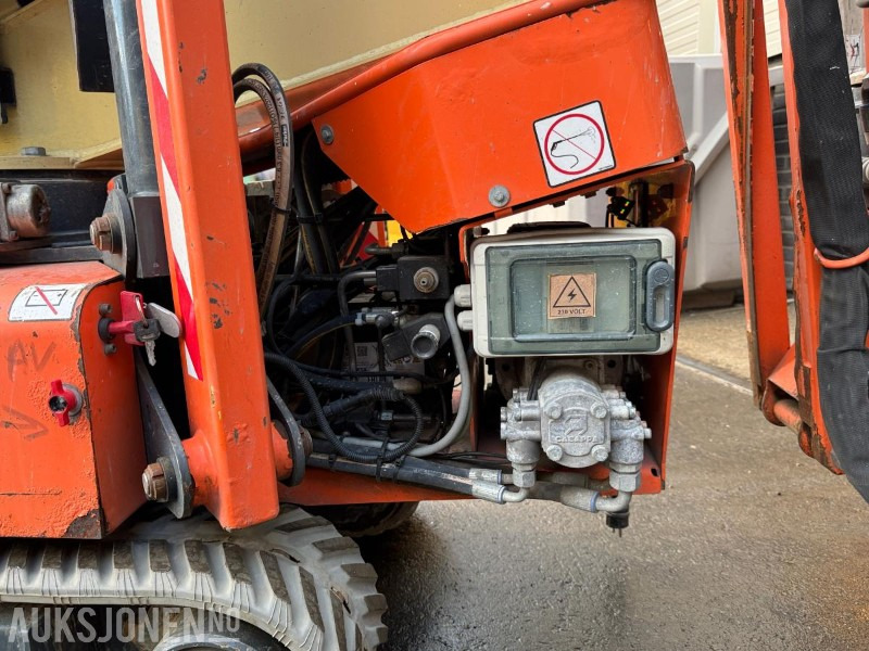 Autopropulsată platformă 2016 JLG X14J beltelift / 19 meter arbeidshøyde: Foto 14