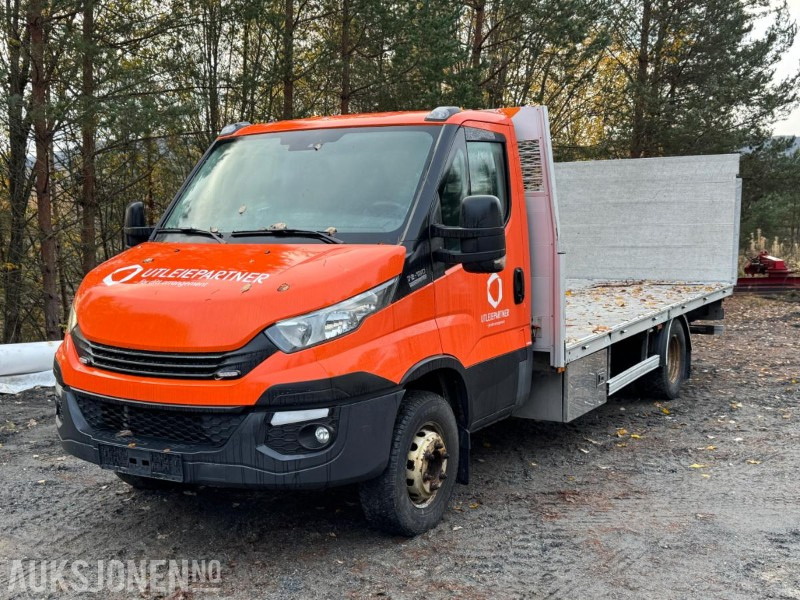 2017 Iveco Daily planbil med bakløfter - Camion platformă: Foto 1 2017 Iveco Daily planbil med bakløfter - Camion platformă: Foto 1