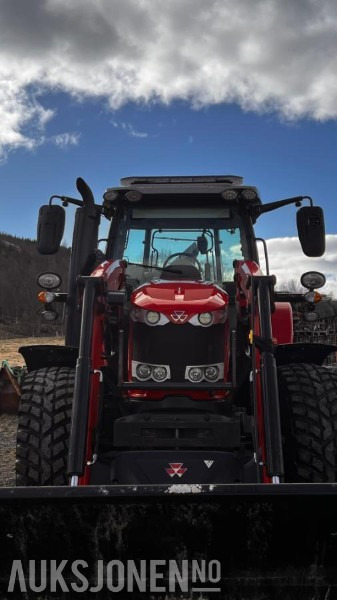 2017 Massey Ferguson 6714 S Dyna VT * Eu Godkjent * 2503 Timer * - Tractor agricol: Foto 5 2017 Massey Ferguson 6714 S Dyna VT * Eu Godkjent * 2503 Timer * - Tractor agricol: Foto 5