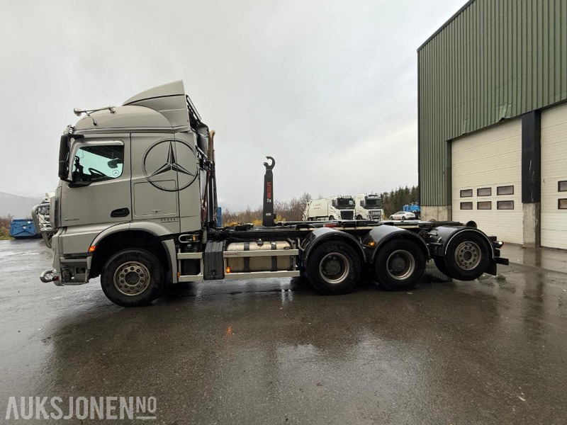 2017 Mercedes-Benz AROCS 3258 Krokbil 8X4 - Hiab 22T - Påkostet - export - 330000KM - Camion cu cârlig: Foto 2 2017 Mercedes-Benz AROCS 3258 Krokbil 8X4 - Hiab 22T - Påkostet - export - 330000KM - Camion cu cârlig: Foto 2
