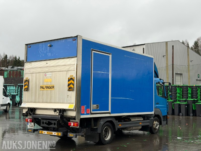 2017 Mercedes-Benz ATEGO 818 L skapbil | Palfinger lift | Ulefoss skap - Camion furgon: Foto 5 2017 Mercedes-Benz ATEGO 818 L skapbil | Palfinger lift | Ulefoss skap - Camion furgon: Foto 5