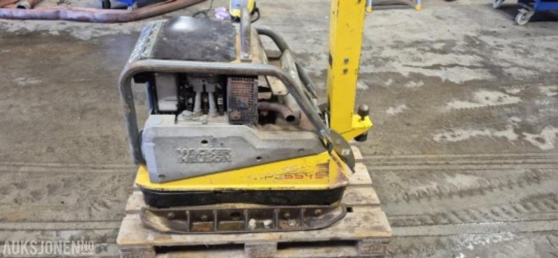 2017 Wacker Neuson DPU5545Heh Vibroplate - Cilindru compactor: Foto 2 2017 Wacker Neuson DPU5545Heh Vibroplate - Cilindru compactor: Foto 2