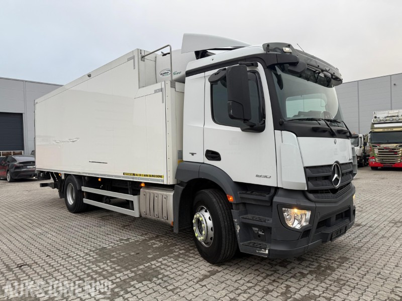 2018 Mercedes-Benz Antos 1830 skapbil, med kjøling, 360-kamera, baklem, multiratt, dab, fjernkontroll - Camion furgon: Foto 3 2018 Mercedes-Benz Antos 1830 skapbil, med kjøling, 360-kamera, baklem, multiratt, dab, fjernkontroll - Camion furgon: Foto 3