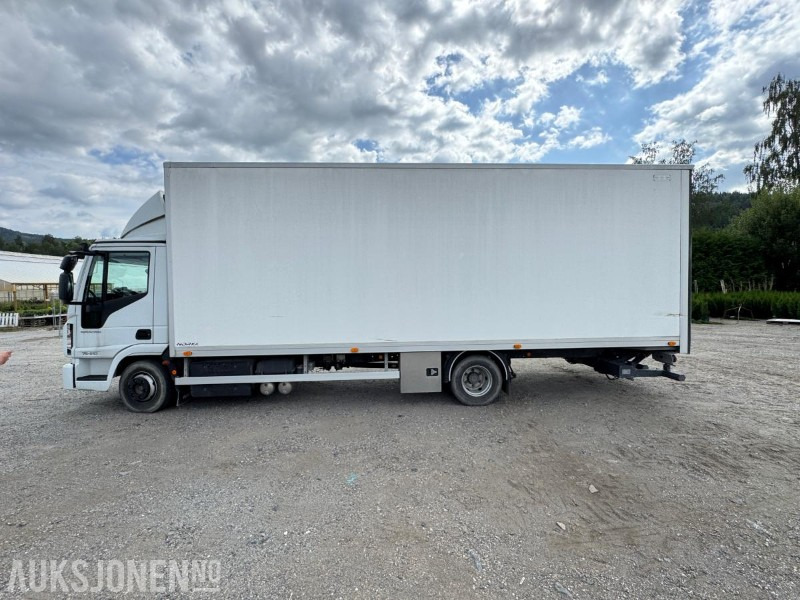 2019 Iveco Eurocargo skapbil med varme og kjøl i skap / 43126 km - Camion furgon: Foto 2 2019 Iveco Eurocargo skapbil med varme og kjøl i skap / 43126 km - Camion furgon: Foto 2