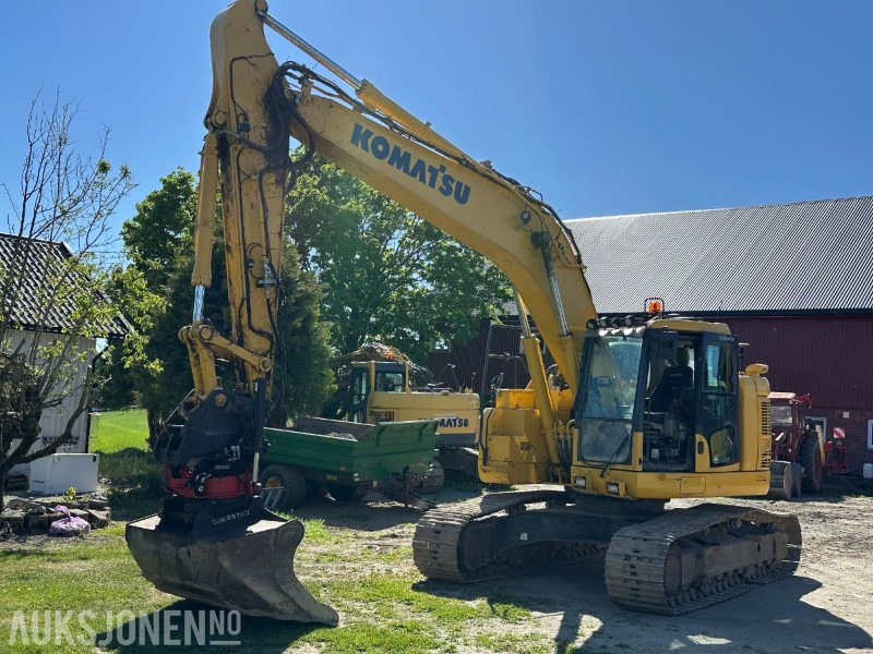 2019 Komatsu PC228USLC-11 - Gravemaskin - Tiltrotator R8 - Topcon GPS - 2skuffer - Sentralsmøring - 4467timer - Excavator: Foto 1 2019 Komatsu PC228USLC-11 - Gravemaskin - Tiltrotator R8 - Topcon GPS - 2skuffer - Sentralsmøring - 4467timer - Excavator: Foto 1