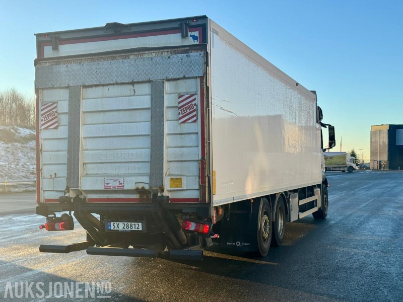 2019 Mercedes-Benz Actros 2545 L 6x2 Kjølebil - Eu-godkjent til 06/26 - Km: 193419 - Camion furgon: Foto 3 2019 Mercedes-Benz Actros 2545 L 6x2 Kjølebil - Eu-godkjent til 06/26 - Km: 193419 - Camion furgon: Foto 3