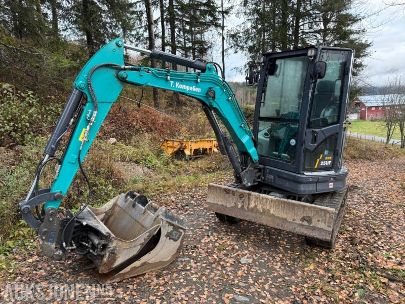 2022 Sunward SWE25UF m/3skuffer - Mini excavator: Foto 1 2022 Sunward SWE25UF m/3skuffer - Mini excavator: Foto 1