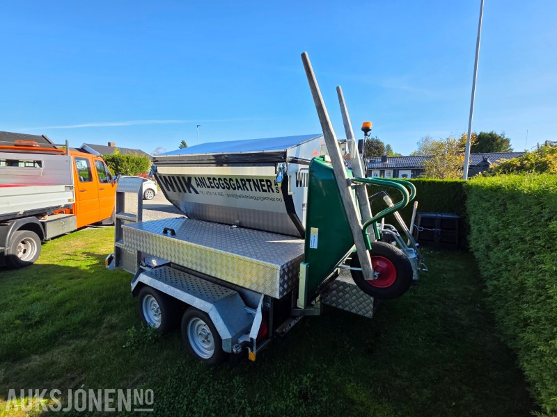 2024 Brian James Trailers A-Type asfalthenger med 2021 Svepac F 90A vibroplate 2.9kW, 2022 Honda EU22i strømaggregat og utstyr - Echipamente de constructii: Foto 3 2024 Brian James Trailers A-Type asfalthenger med 2021 Svepac F 90A vibroplate 2.9kW, 2022 Honda EU22i strømaggregat og utstyr - Echipamente de constructii: Foto 3