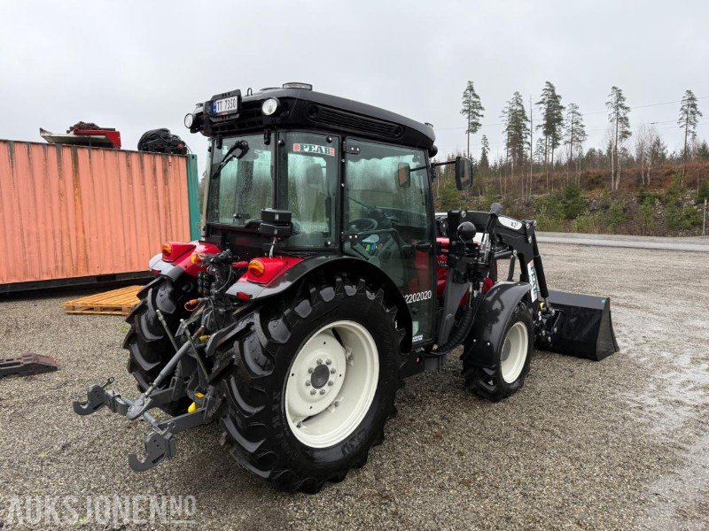 2024 Valtra F75 Traktor med frontlaster - kun 5 brukstimer! - Tractor agricol: Foto 5 2024 Valtra F75 Traktor med frontlaster - kun 5 brukstimer! - Tractor agricol: Foto 5