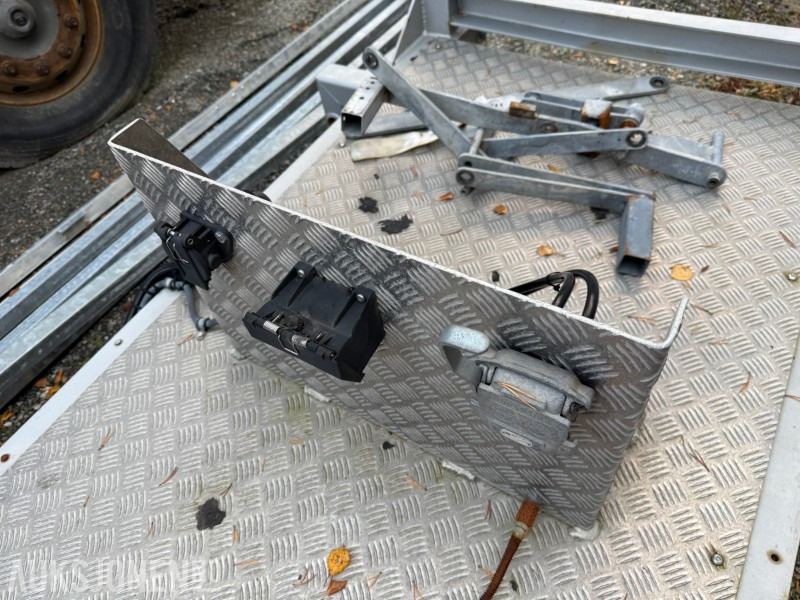 2010 Krokramme med svingskive - Alte utilaje: Foto 4 2010 Krokramme med svingskive - Alte utilaje: Foto 4