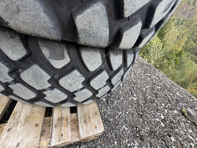 1995 Volvo Komplette hjulsett 17.5R25 for hjullaster - Ataşament pentru Utilaje constructii: Foto 5 1995 Volvo Komplette hjulsett 17.5R25 for hjullaster - Ataşament pentru Utilaje constructii: Foto 5