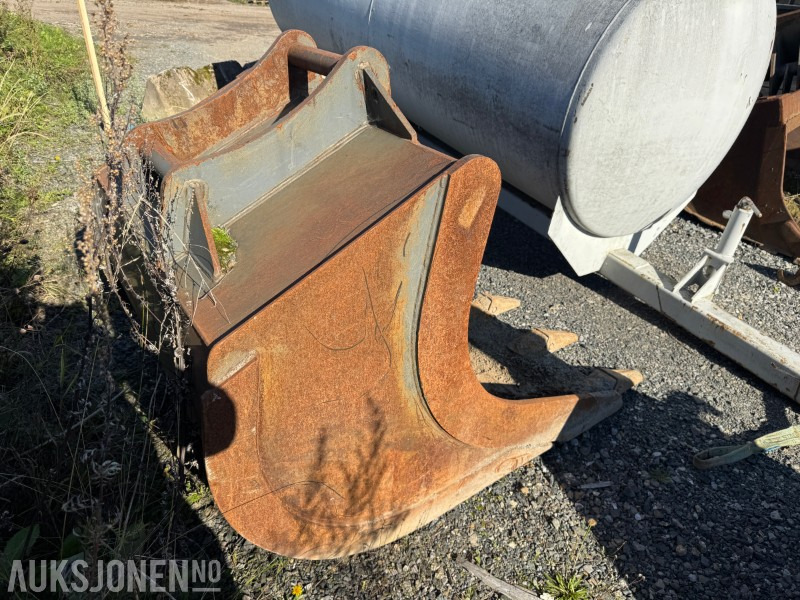 2006 Hako graveskuffe med tenner S60 feste - Ataşament pentru Utilaje constructii: Foto 2 2006 Hako graveskuffe med tenner S60 feste - Ataşament pentru Utilaje constructii: Foto 2