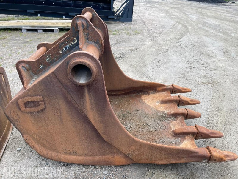 2007 Gjerstad Graveskuffe S70, følger med 6 nye tenner - Ataşament pentru Utilaje constructii: Foto 1 2007 Gjerstad Graveskuffe S70, følger med 6 nye tenner - Ataşament pentru Utilaje constructii: Foto 1