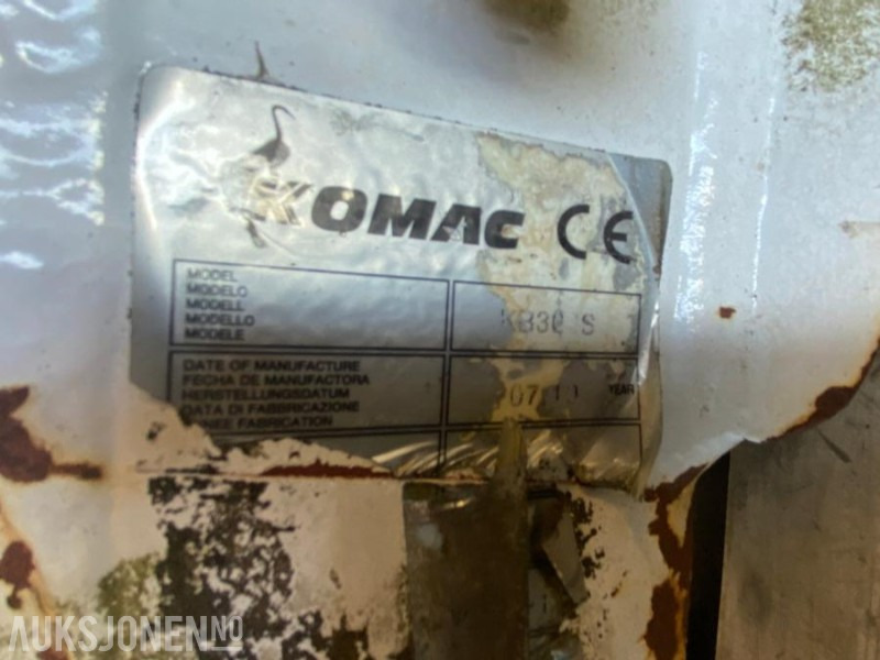 2008 Komac KB300S Pigghammer S40 / 350 kilo - Ataşament pentru Utilaje constructii: Foto 5 2008 Komac KB300S Pigghammer S40 / 350 kilo - Ataşament pentru Utilaje constructii: Foto 5
