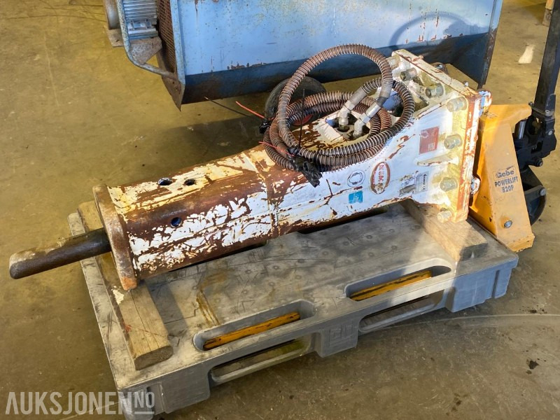 2008 Komac KB300S Pigghammer S40 / 350 kilo - Ataşament pentru Utilaje constructii: Foto 1 2008 Komac KB300S Pigghammer S40 / 350 kilo - Ataşament pentru Utilaje constructii: Foto 1