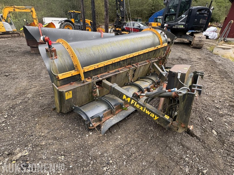2012 Mahler M-Flexiway DT34FW snøplog med hydraulikksentral og slaps - Ataşament pentru Utilaje constructii: Foto 4 2012 Mahler M-Flexiway DT34FW snøplog med hydraulikksentral og slaps - Ataşament pentru Utilaje constructii: Foto 4