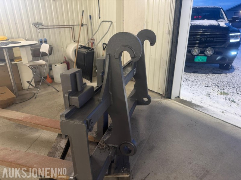 2016 Ufo pallegafler Stort BM feste - Ataşament pentru Utilaje constructii: Foto 4 2016 Ufo pallegafler Stort BM feste - Ataşament pentru Utilaje constructii: Foto 4