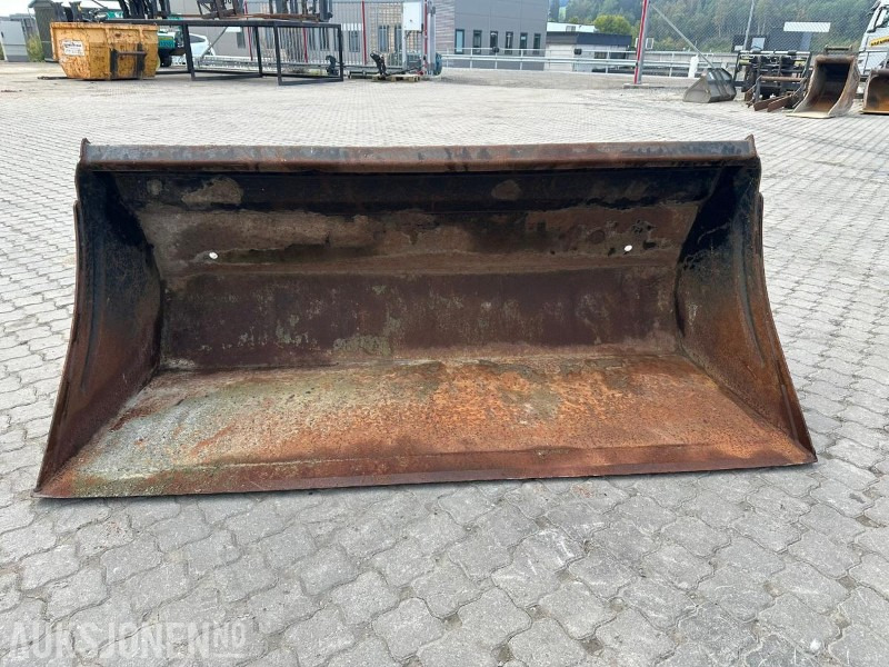 Bobcat skuffe - Ataşament pentru Utilaje constructii: Foto 3 Bobcat skuffe - Ataşament pentru Utilaje constructii: Foto 3