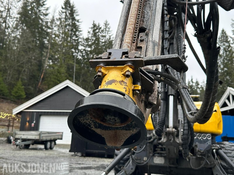 Atlas Copco FlexiROC T15R 2013 – Borerigg med ILMEG – Fjernkontroll- 1909 Timer - Maşină de foraj: Foto 4 Atlas Copco FlexiROC T15R 2013 – Borerigg med ILMEG – Fjernkontroll- 1909 Timer - Maşină de foraj: Foto 4